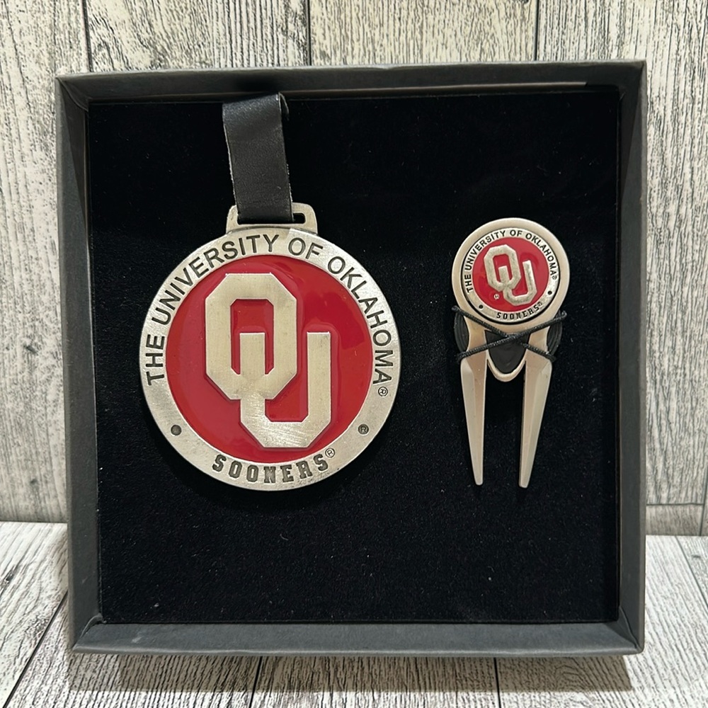 Oklahoma Sooners golf set by heritage metalworks